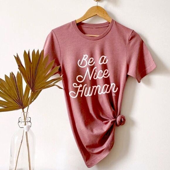 NWT Be a Nice Human mauve t shirt Size M - Picture 1 of 6
